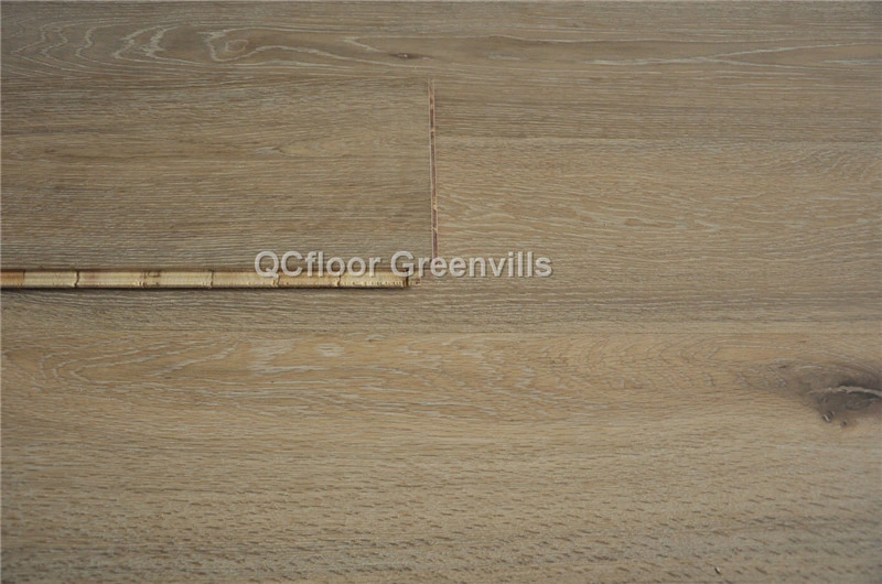 Three Layer Engineered Wood Floor Oak Flooring Smoked Wire Brushed Parquet Flooring