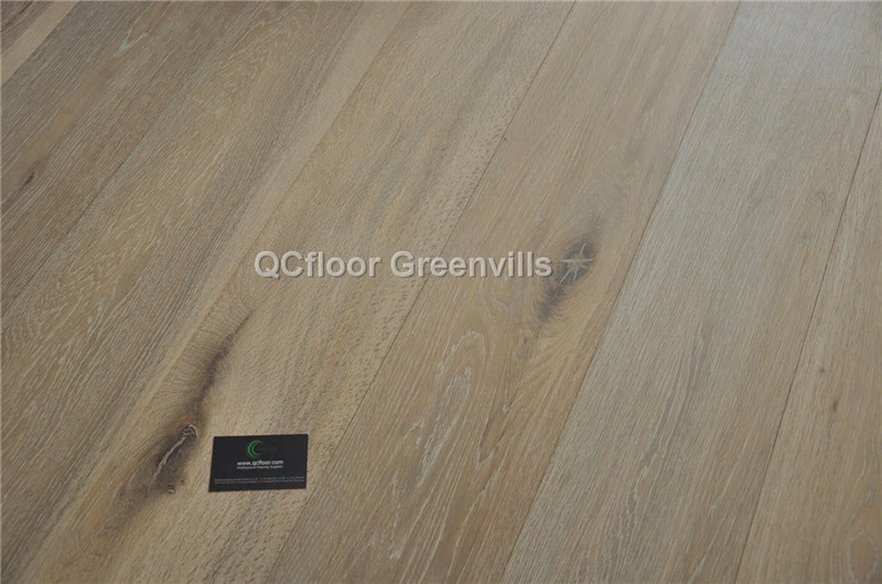 Three Layer Engineered Wood Floor Oak Flooring Smoked Wire Brushed Parquet Flooring